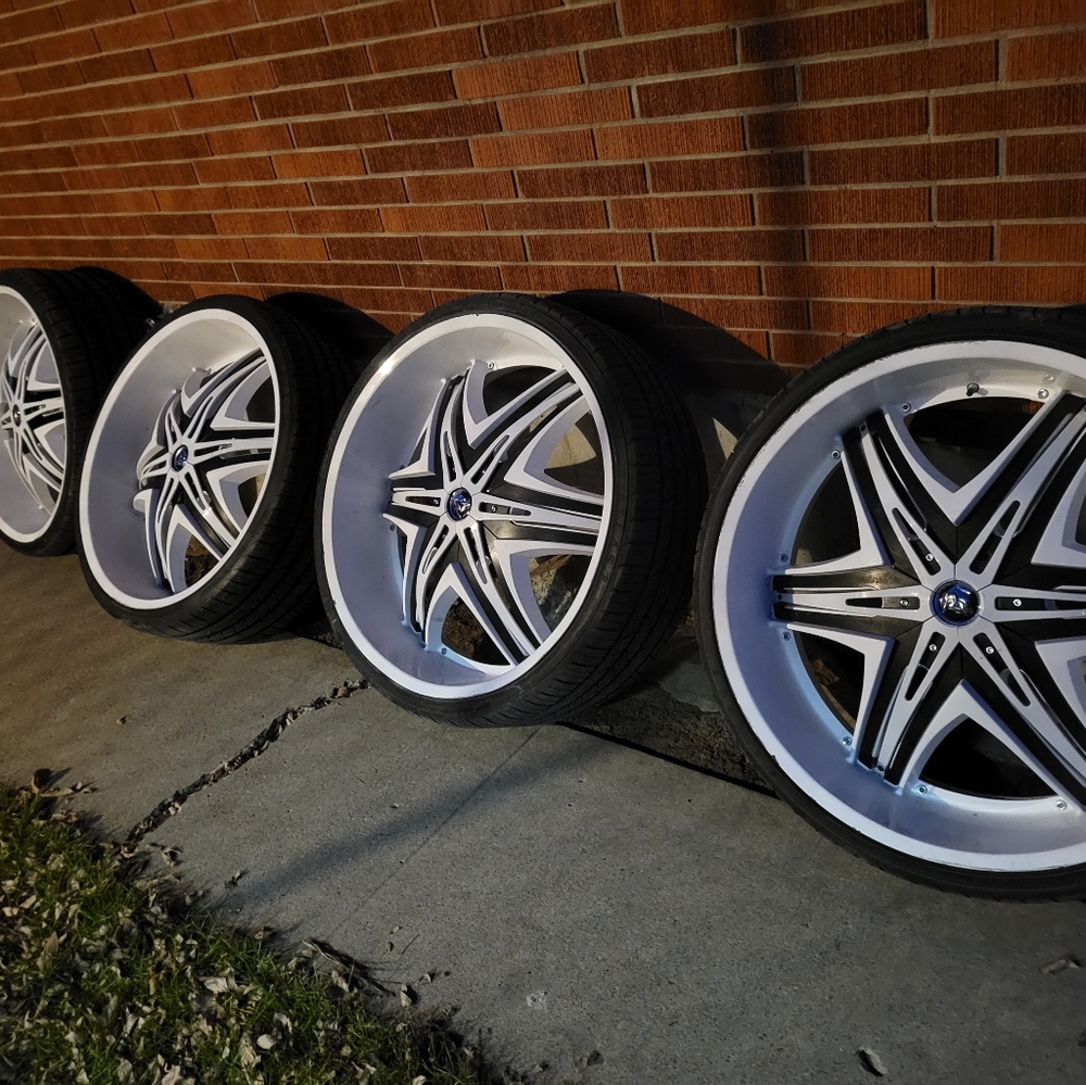 28" Diablo design rims